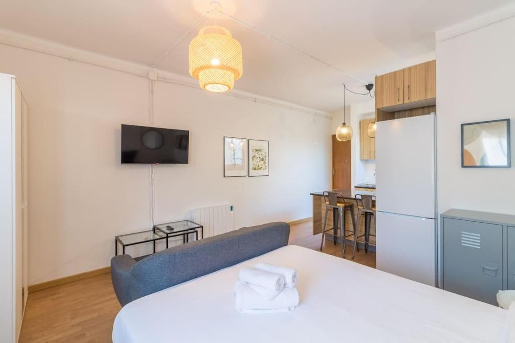 Bebarceloner Sant Andreu Apartments - Studio Exteriör bild